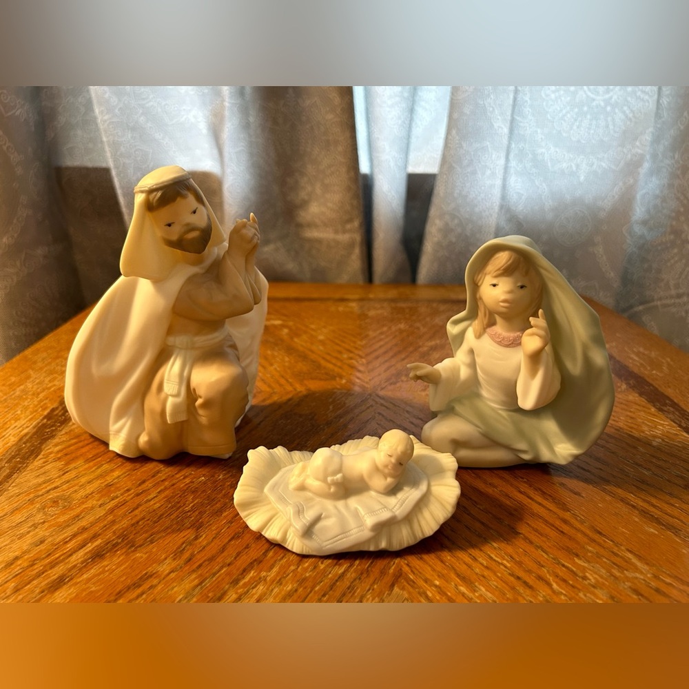 Vintage 1991 Golden Memories Lladro Daisa Handmade in Spain Nativity Scene